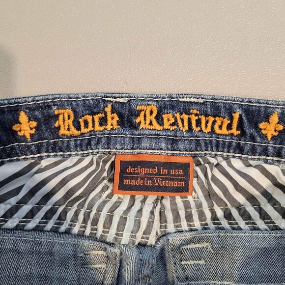 Rock Revival Jeans Womens Size 26 Straight Leg Medium Wash Embellished Raw Hem - Picture 9 of 11